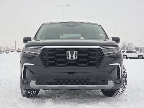 Used 2023 Honda Pilot EX-L image 12