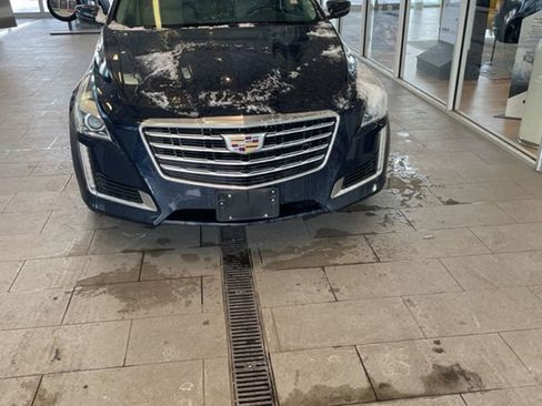 Used 2019 Cadillac CTS Luxury image 2