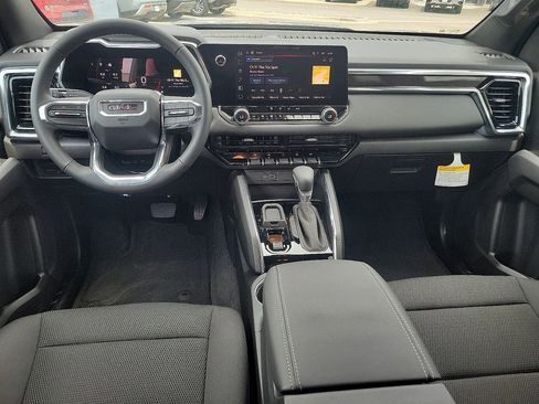 New 2025 GMC Canyon Elevation w/ Convenience Package RWD image 17