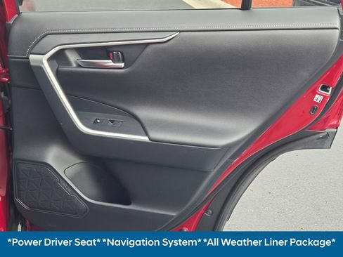 Used 2020 Toyota RAV4 Limited AWD/4WD image 15