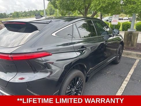 Used 2023 Toyota Venza Nightshade AWD/4WD image 3