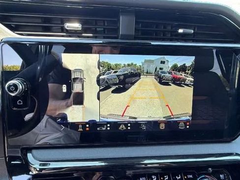 New 2026 GMC Sierra 2500 AT4 AWD/4WD image 27