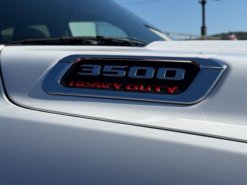 Used 2023 RAM 3500 Big Horn w/ Level 1 Equipment Group AWD/4WD image 7