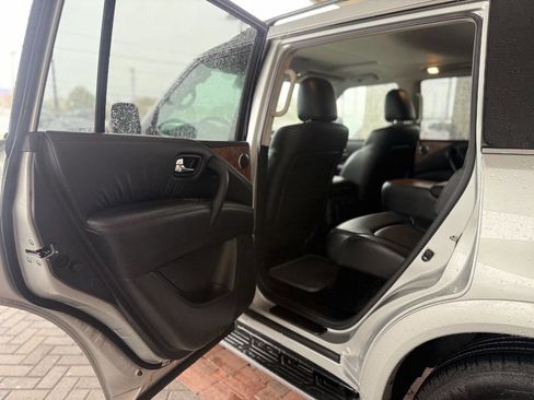 Used 2021 Nissan Armada SL w/ Captain's Chairs Package image 27