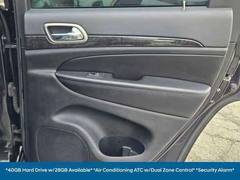 Used 2012 Jeep Grand Cherokee Laredo image 15