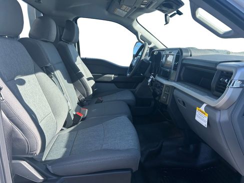 New 2026 Ford F550 4x4 Regular Cab Super Duty image 38