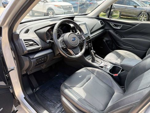 Used 2019 Subaru Forester Limited AWD/4WD image 2