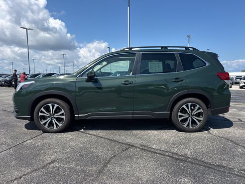 Used 2023 Subaru Forester Limited AWD/4WD image 5