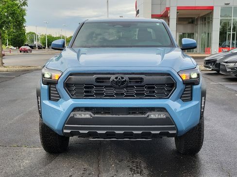 New 2026 Toyota Tacoma TRD Off-Road AWD/4WD image 2