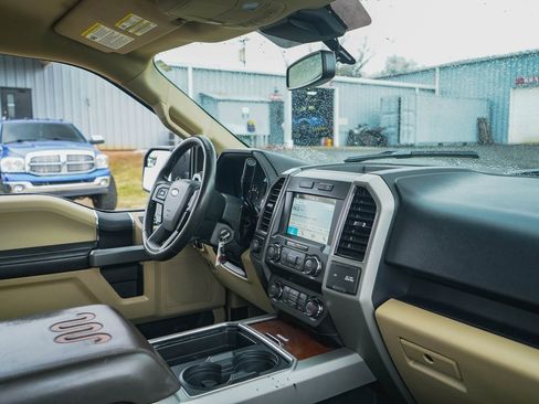 Used 2019 Ford F150 XLT w/ Equipment Group 301A Mid image 10