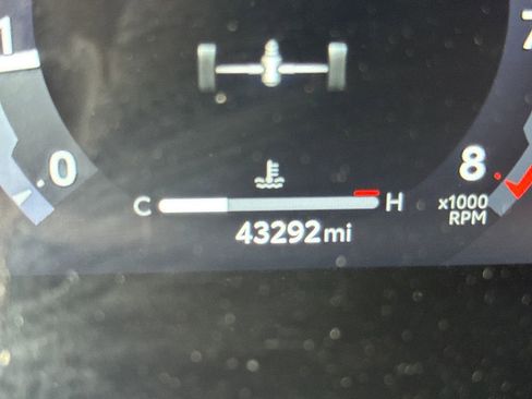 Used 2024 Toyota Tacoma TRD Off-Road image 21