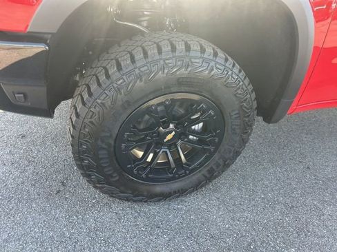 New 2026 Chevrolet Silverado 1500 ZR2 w/ LPO, Dark Essentials Package image 10