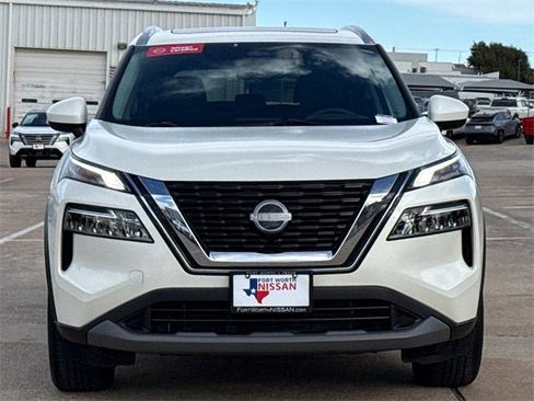 Certified 2023 Nissan Rogue SV w/ SV Premium B Package image 3