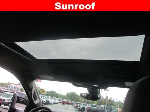 Used 2021 GMC Sierra 2500 Denali w/ Denali Ultimate Package image 16