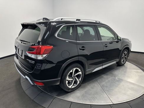 Used 2022 Subaru Forester Touring AWD/4WD image 7