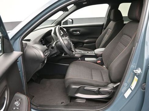 Used 2024 Honda HR-V Sport image 10