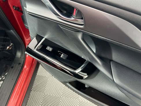 Used 2023 MAZDA CX-9 Touring image 29