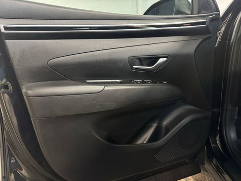 Used 2023 Hyundai Tucson SE image 18