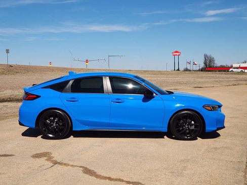 Used 2025 Honda Civic Sport image 7