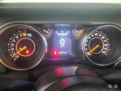 Used 2022 Jeep Gladiator Sport AWD/4WD image 12