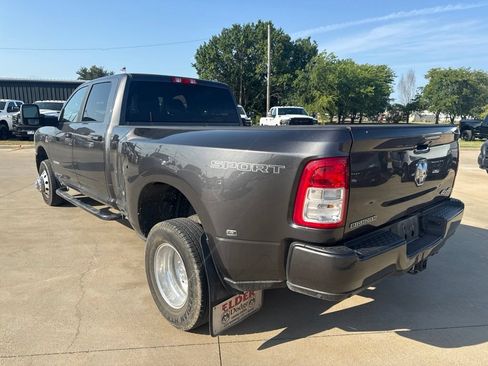 Used 2024 RAM 3500 Big Horn w/ Sport Appearance Package AWD/4WD image 5