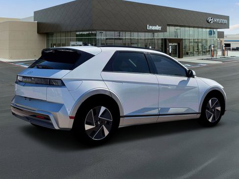 New 2026 Hyundai Ioniq 5 Limited image 8