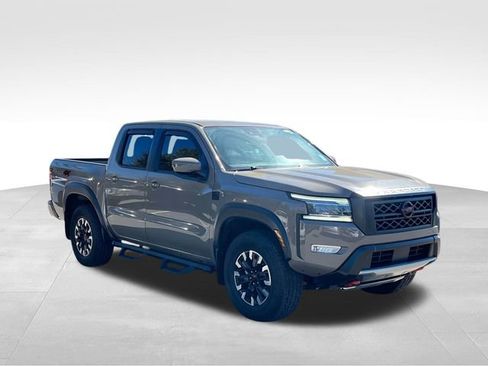 Used 2024 Nissan Frontier PRO-4X w/ Off-Road Protection Package image 3