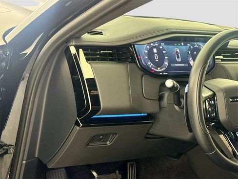 Used 2024 Land Rover Range Rover Sport SV Edition One Obsidian Black image 10