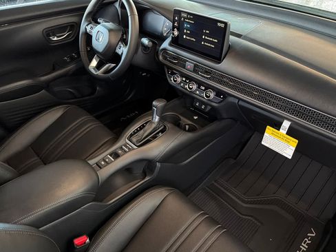 New 2026 Honda HR-V EX-L image 18