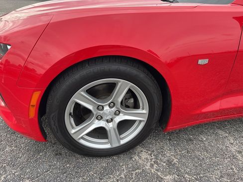 Used 2018 Chevrolet Camaro LT image 6