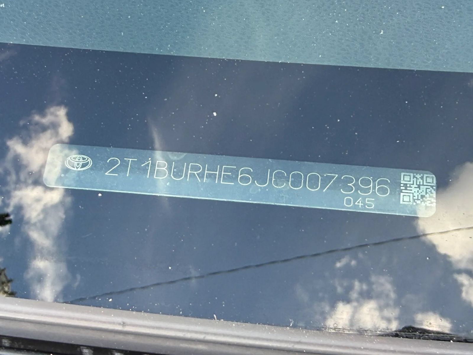 Used 2018 Toyota Corolla LE FWD image 24
