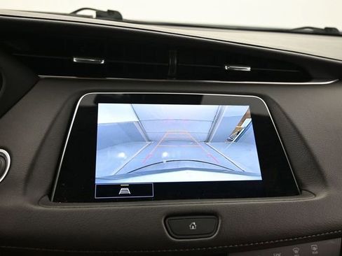 Used 2023 Cadillac XT4 Premium Luxury image 30