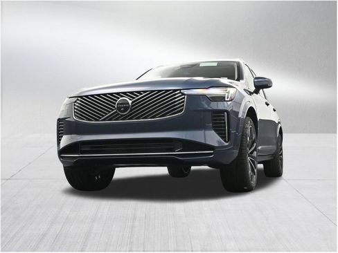 New 2026 Volvo XC90 T8 Ultra w/ Protection Package Premier AWD/4WD image 28