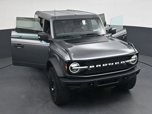 Used 2024 Ford Bronco Wildtrak AWD/4WD image 29