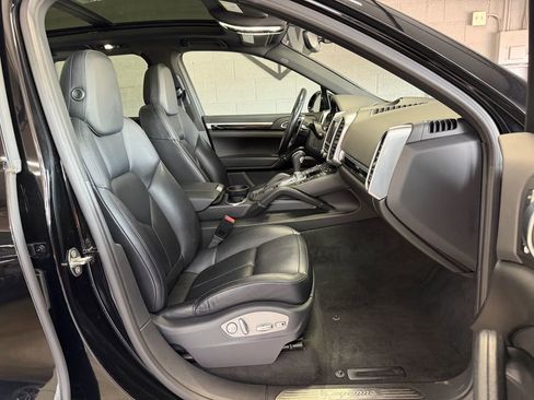 Used 2015 Porsche Cayenne Diesel image 28