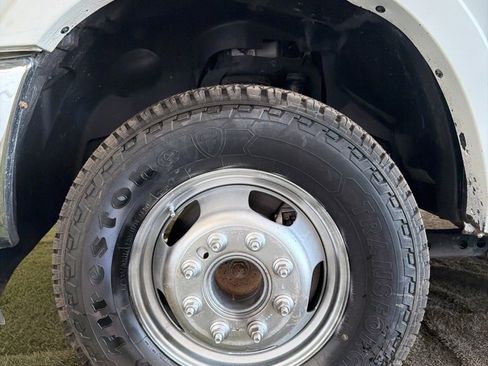 Used 2022 RAM 3500 Tradesman w/ Chrome Appearance Group image 38