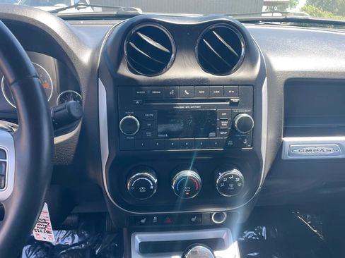 Used 2016 Jeep Compass Latitude AWD/4WD image 20