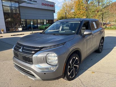 Used 2024 Mitsubishi Outlander SE