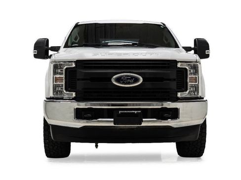 Used 2018 Ford F350 XL w/ Power Equipment Group AWD/4WD image 8