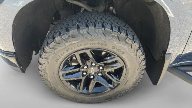 Used 2020 Chevrolet Silverado 1500 LT Trail Boss AWD/4WD image 5