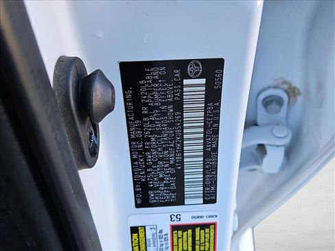 Used 2019 Toyota Camry XSE image 25