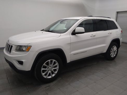 Used 2016 Jeep Grand Cherokee Laredo w/ Quick Order Package 23E image 2