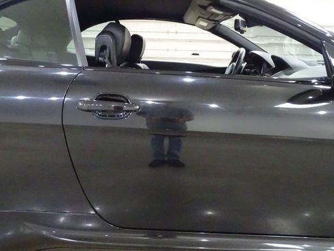 Used 2007 BMW M6 Convertible RWD image 33