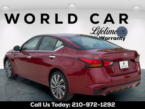 Used 2025 Nissan Altima 2.5 SL AWD/4WD image 5