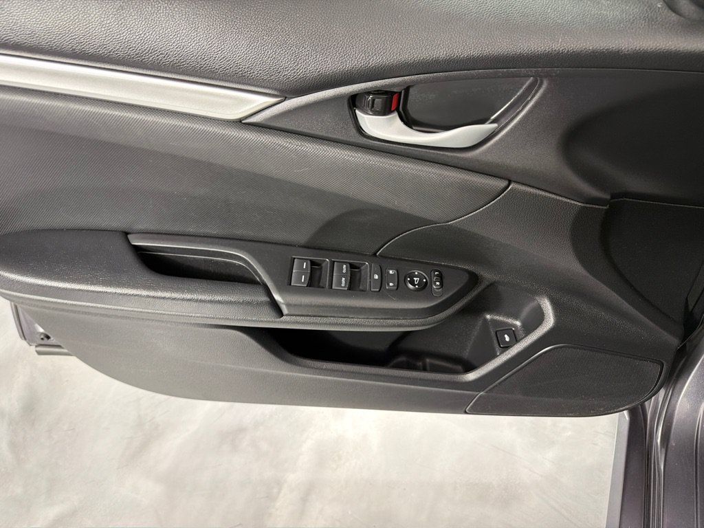 Used 2021 Honda Civic Sport image 11