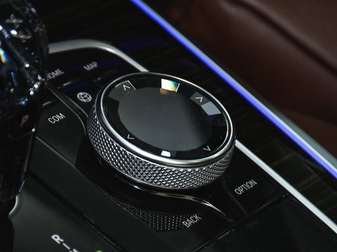 Used 2020 BMW X5 xDrive40i w/ Premium Package image 50