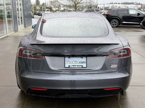 Used 2021 Tesla Model S Plaid image 8