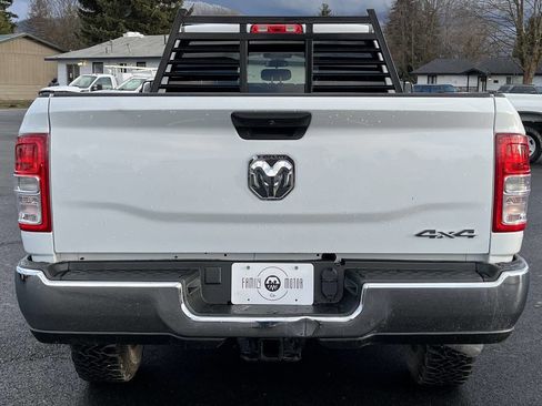 Used 2022 RAM 2500 Tradesman w/ Chrome Appearance Group image 6