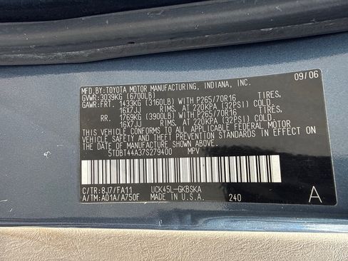 Used 2007 Toyota Sequoia SR5 AWD/4WD image 8