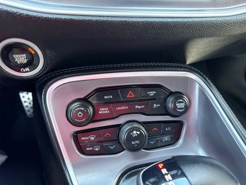 Used 2022 Dodge Challenger R/T Scat Pack RWD image 13